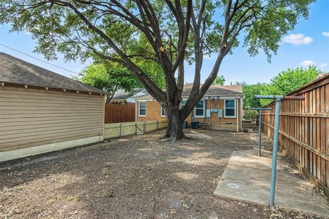 Building Photo - 6206 Winton St