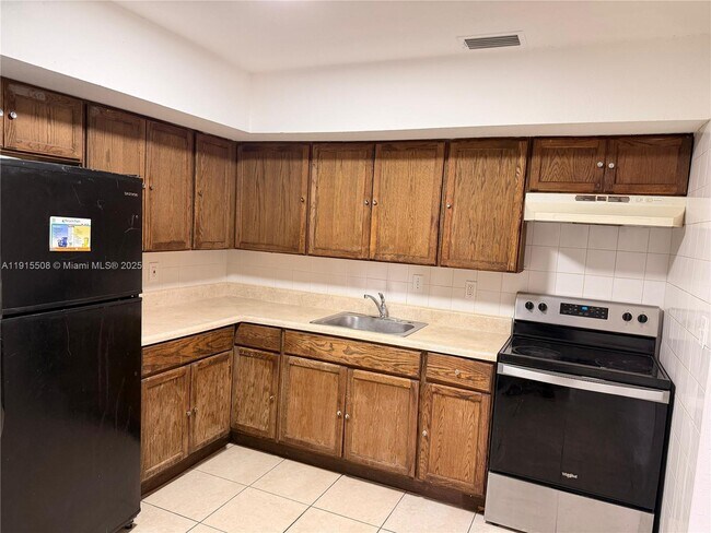 Building Photo - 4401 N Australian Ave