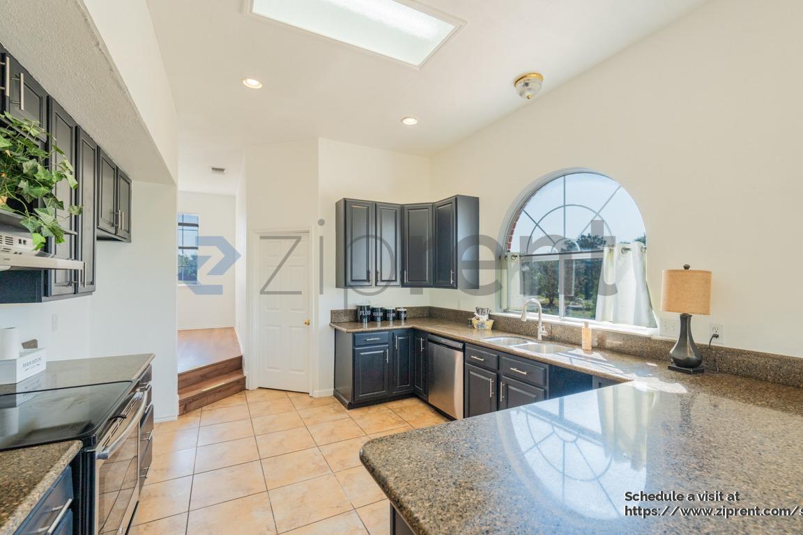 Building Photo - 23613 Grayling Ln