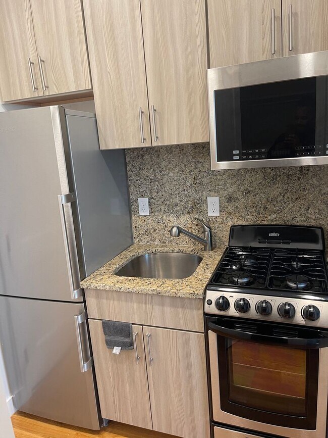 Building Photo - CHELSEA/BOSTON NO BROKER FEES!! BRAND NEW LUXURY STUDIO STEPS TO NEW "T" SILVER LINE TO BOSTON!!