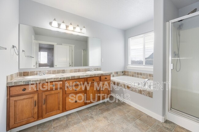 Building Photo - 5919 S Harrington Way