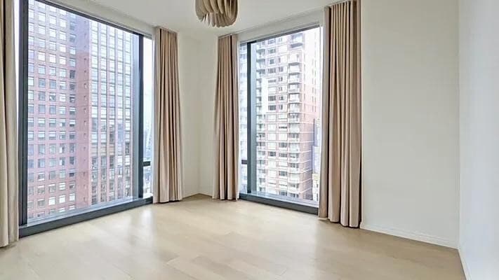 Building Photo - 277 Fifth Avenue