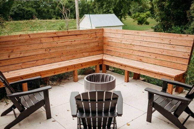 Building Photo - 19920 NW Farley Hampton Rd