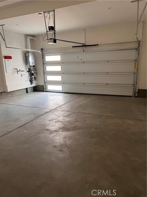 Building Photo - 26909 Pathfinder Ln