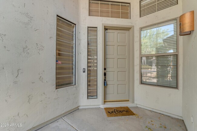 Building Photo - 13867 E Paradise Ln