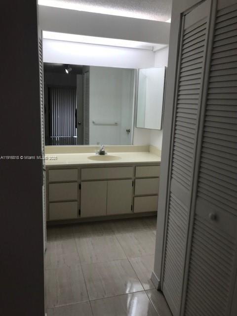 Building Photo - 8933 SW 123rd Ct