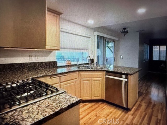 Building Photo - 44256 Sundell Ave