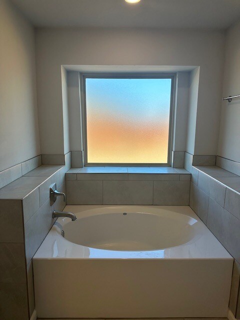 Building Photo - 10505 Turtle Back Dr