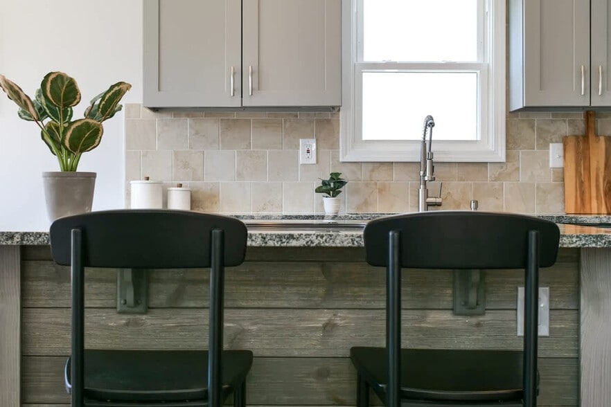 Building Photo - 7906 Lanyard Dr