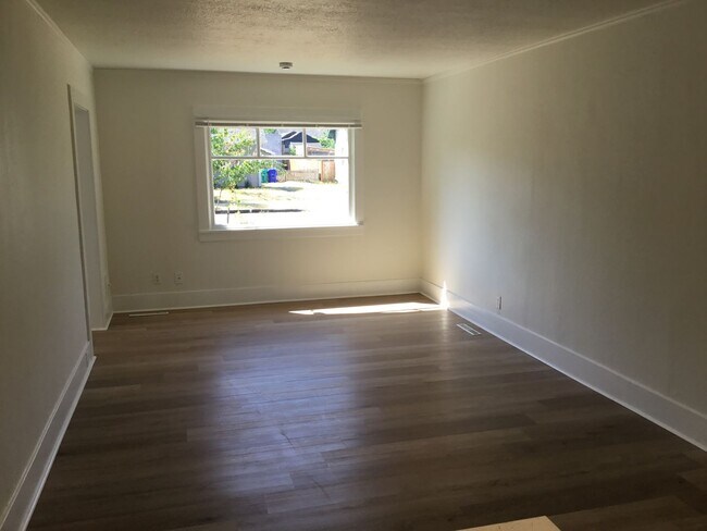 Building Photo - GOURMET KITCHEN/OPEN FLOOR PLAN