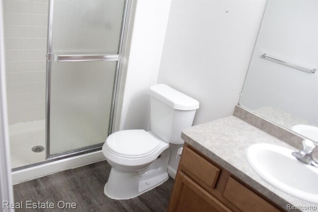 Building Photo - 21960 Indian Creek Dr