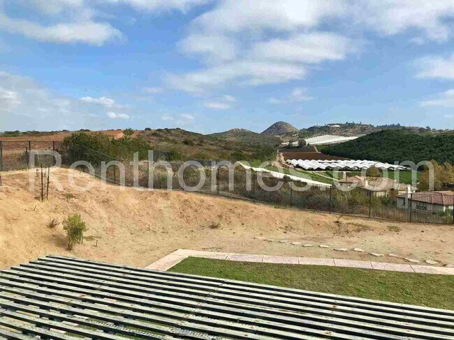 Building Photo - 5539 Alexandrine Ct