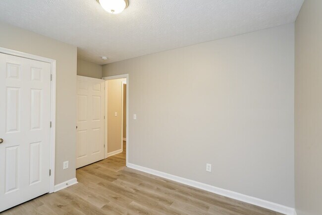 Building Photo - 925 Pebble Beach Cir