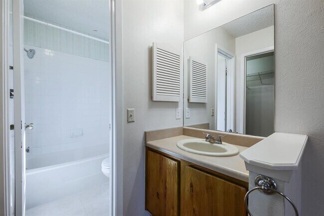 Building Photo - 4407 Limewood Ct