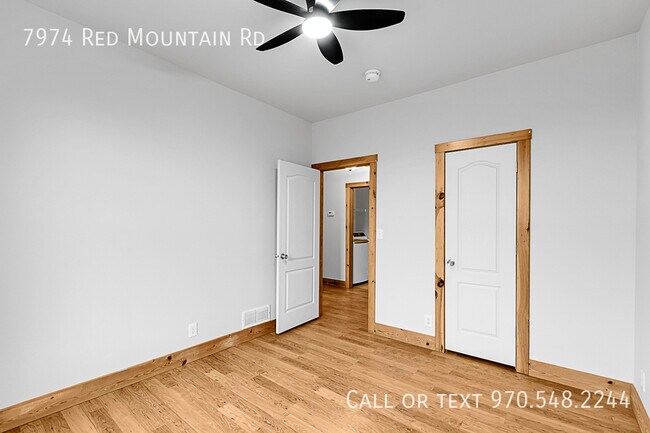 Building Photo - 7974 Red Mountain Rd
