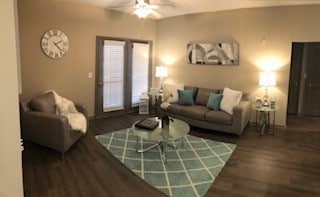 Building Photo - Trails at Flat Rock