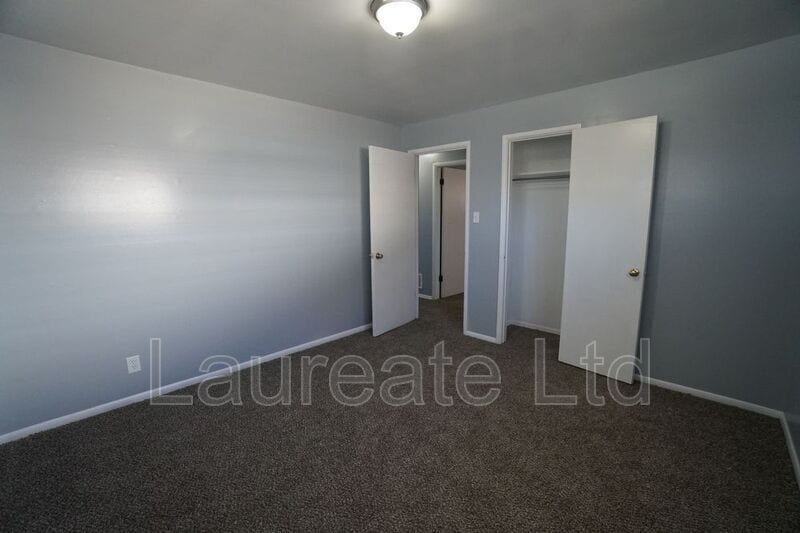 Building Photo - 2645 S Newton St