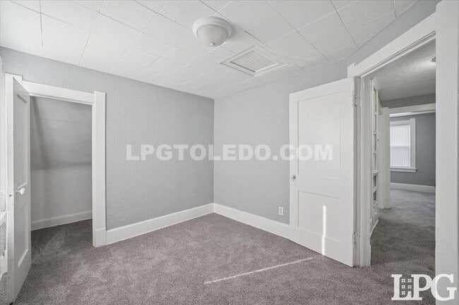 Building Photo - 1012 Idaho St