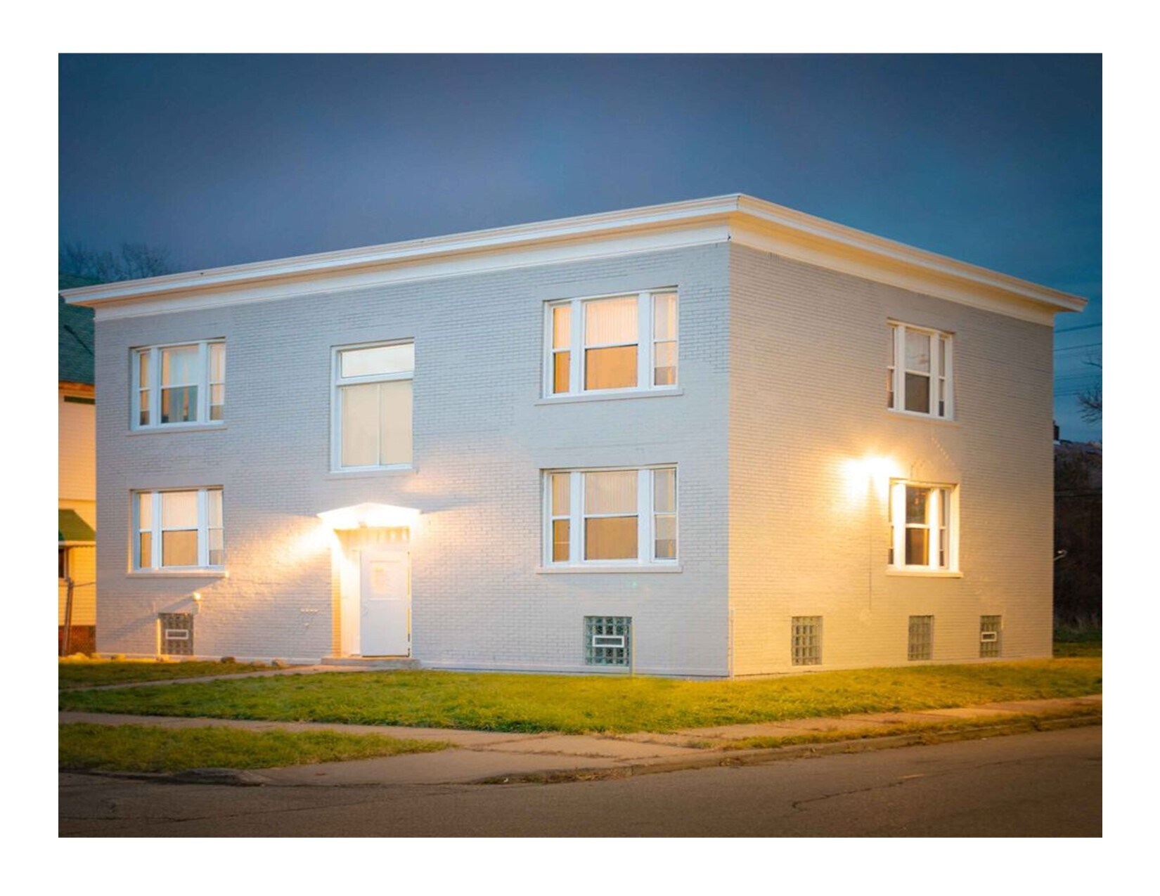Building Photo - 15339 Greenfield Rd