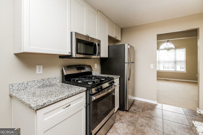 Building Photo - 3012 Edgefield Dr SW