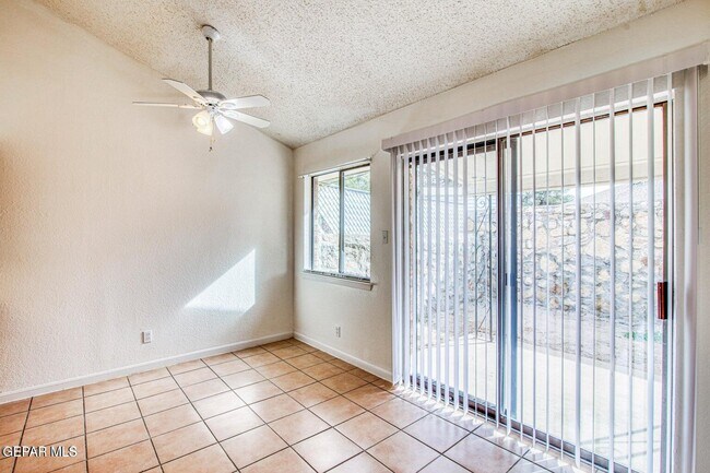 Building Photo - 2012 Amy Sue Dr