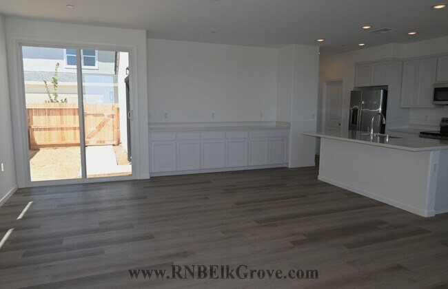 Building Photo - Beautiful New Build Home in Elk Grove!- Resident Benefit Package Property