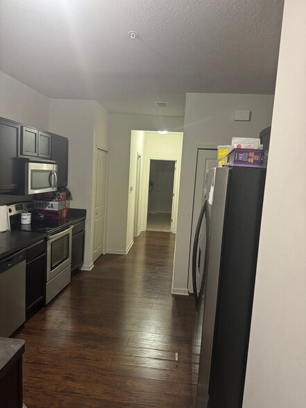 Building Photo - 12030 Zircon Ln