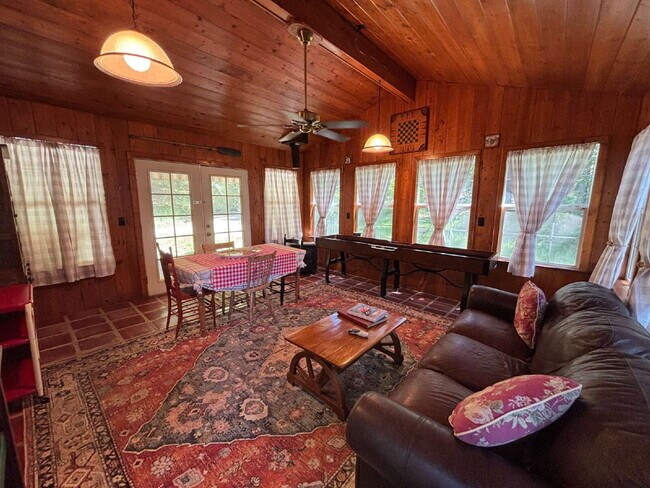 Building Photo - Unique fully furnished 1-2 bedroom property secluded on Newtown Road ten minutes from Placerville!