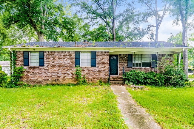 Building Photo - 201 Opal Ave