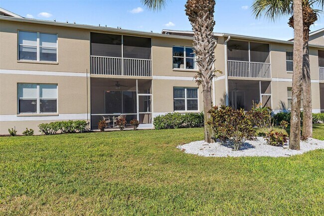 Building Photo - 2BR/2BA Lake View Condo in Heritage Oaks Golf & Country Club