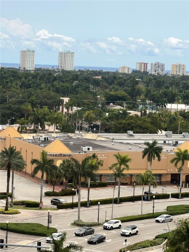 Building Photo - 1830 Radius Dr