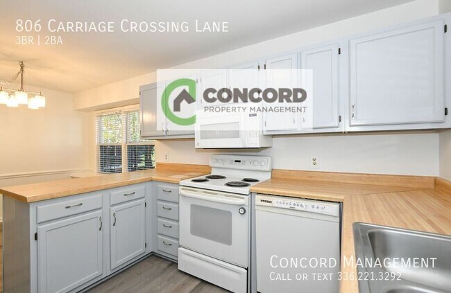 Building Photo - 806 Carriage Crossing Ln