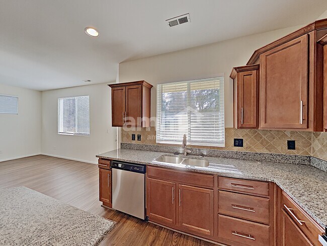 Building Photo - 20510 5th Ave Ct E