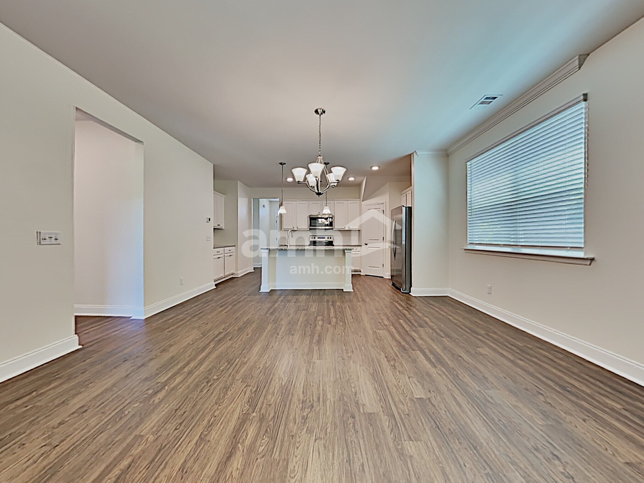 Building Photo - 24 Crabapple Cir