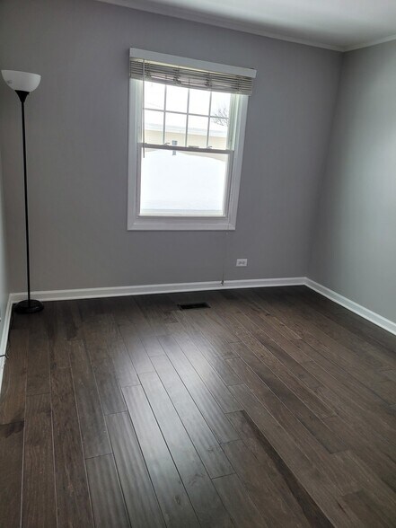 Building Photo - 362 Farmingdale Cir