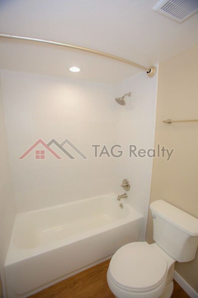 Building Photo - Beautiful 3 Bed 2 Bath Home in Education Hill, Redmond