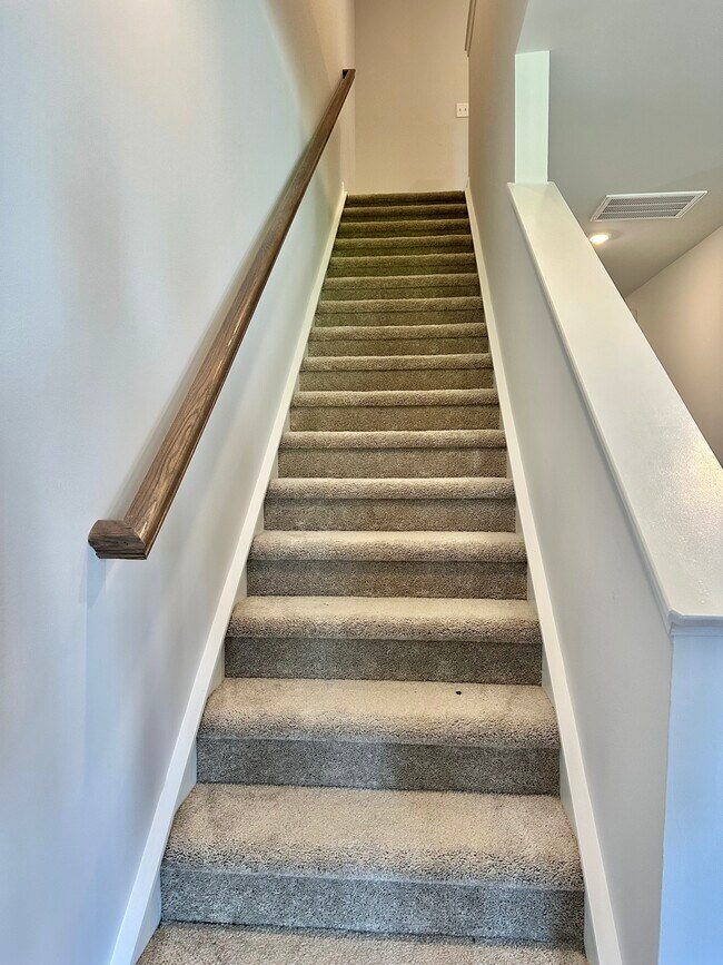 Building Photo - 8710 Silver Perch Ln