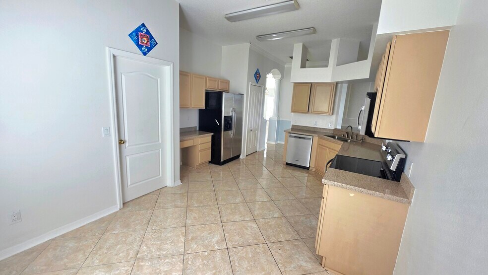 Building Photo - 9730 White Barn Way