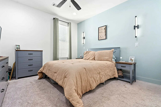 Building Photo - 316 Northgate Blvd