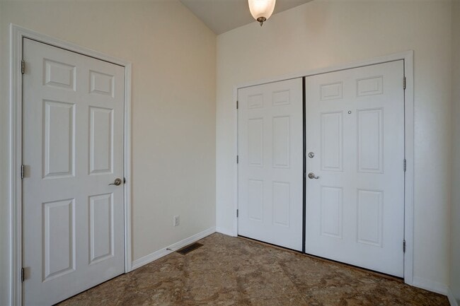 Building Photo - Large 4 bed, 3 bath home in Prescott for R...