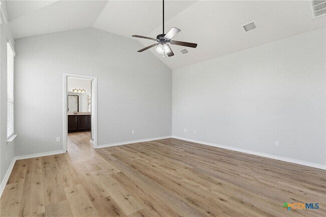 Building Photo - 822 Terra Cotta Ct