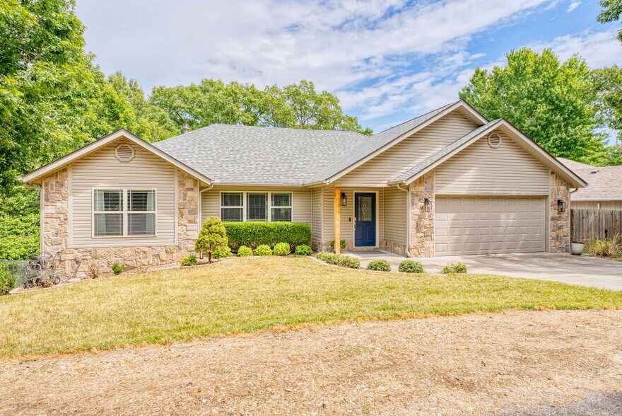 Building Photo - 9 N Cerney Ln