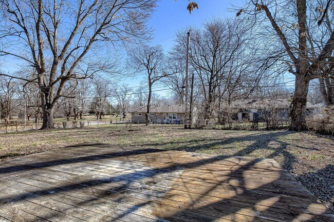 Building Photo - 11201 Crystal Ave