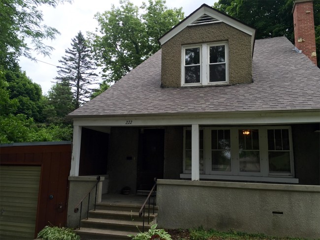 Building Photo - 222 Steele Ave