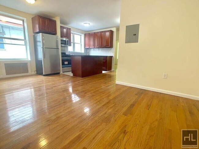 Primary Photo - 607 EAST 8 STREET 2F