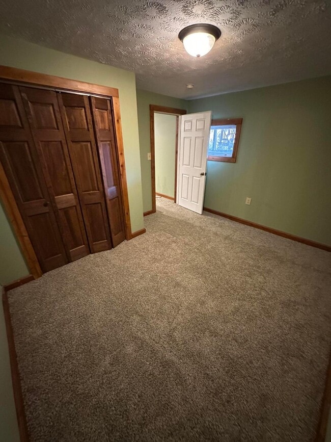 Building Photo - 4841 Julian Rd SW