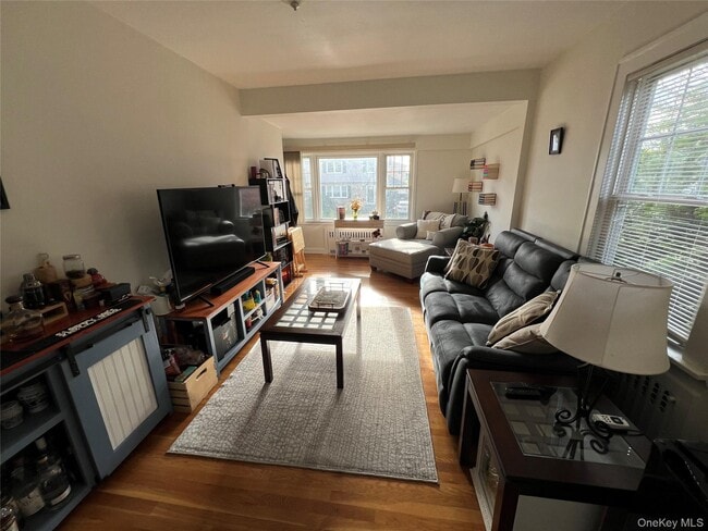 Primary Photo - 23 Merritt Ave