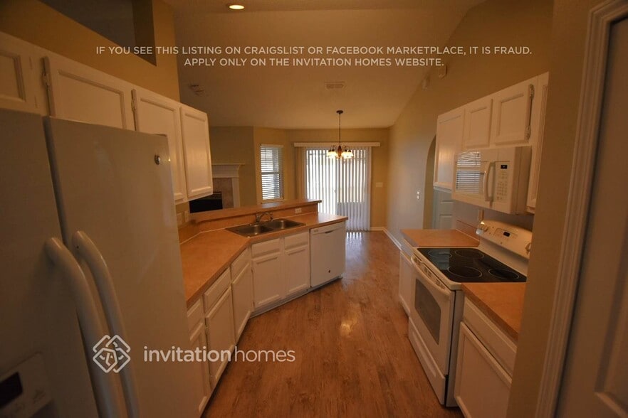 Building Photo - 10929 Lydia Estates Dr