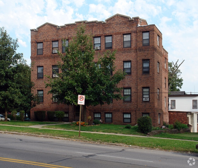 3831 Ingersoll Ave 3831 Ingersoll Ave Des Moines IA 50312 Apartment Finder