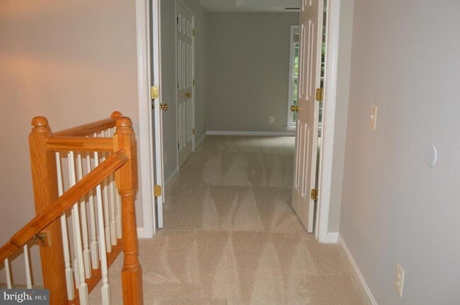 Building Photo - 4016 Timber Oak Trl